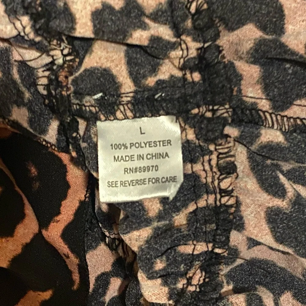 Persaya Leopard Print Ruffle Tank Top - Picture 3 of 3